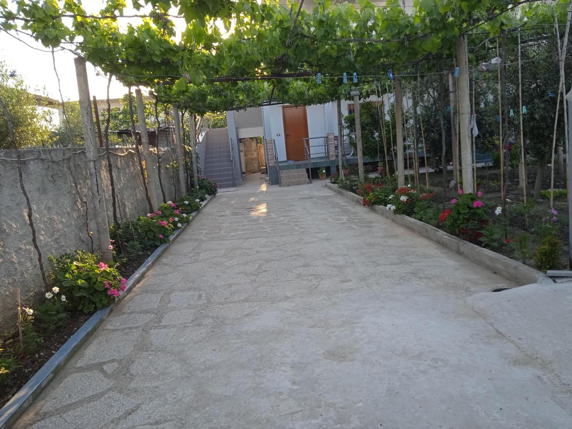 Vila N Dervishi Vlorë Εξωτερικό φωτογραφία