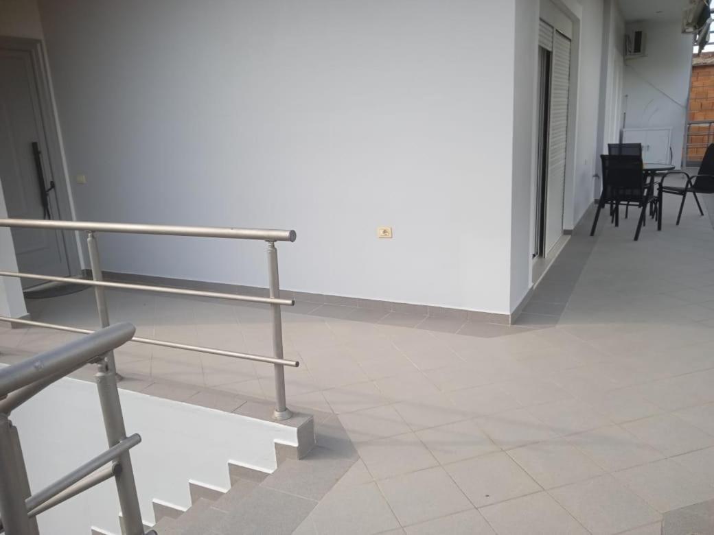 Vila N Dervishi Vlorë Εξωτερικό φωτογραφία