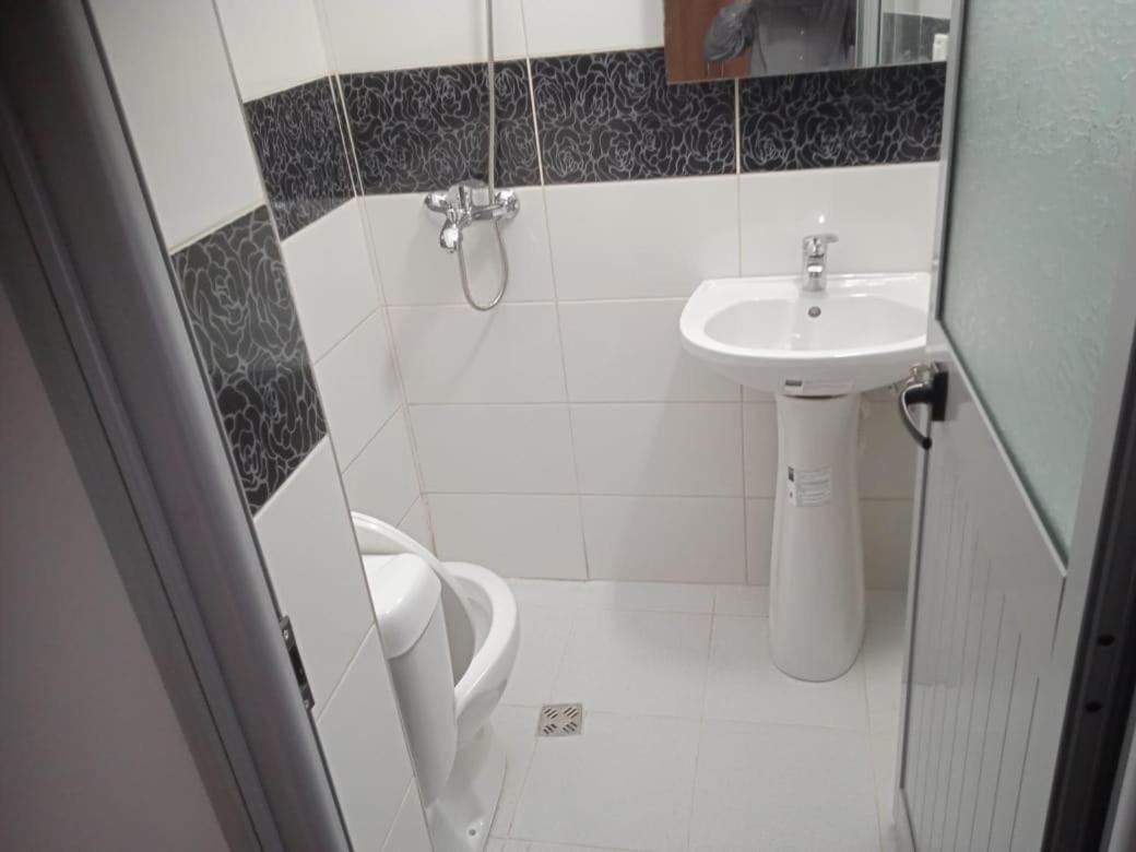 Vila N Dervishi Vlorë Εξωτερικό φωτογραφία